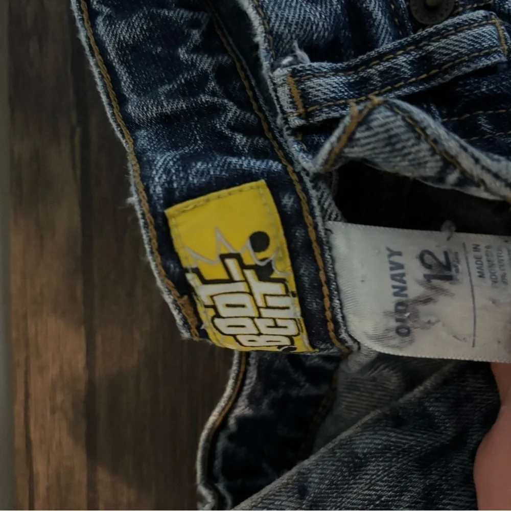 Old Navy step into